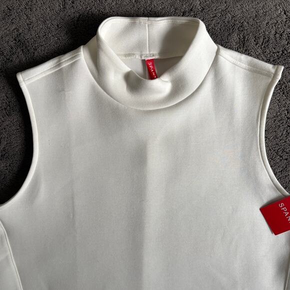 NEW Spanx Airluxe Sleeveless Mock Neck Tank Ivory Medium Shirt Soft Comfort NWT - Picture 2 of 8